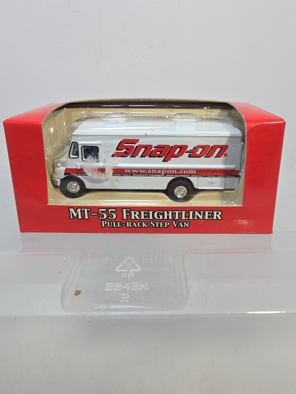 Snap-On MT-55 Freightliner Pull Back Step Van 1:64 Crown Premiums Diecast (UR)